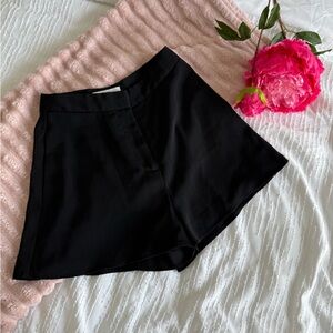 Love Bonito Chic Black Women's Tailored Shorts